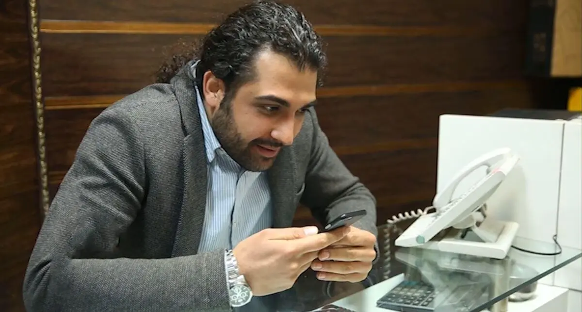همین الان به مادرت زنگ بزن!