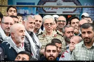 سرلشکر باقری شهدای گمنام فتح‌المبین را زیارت کرد