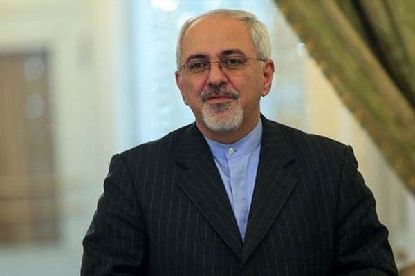 ظریف فرا رسیدن سال نو را به ایرانیان در سراسر جهان تبریک گفت