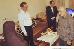 دیدار عیدانه سرلشکر سلیمانی با والده جهانگیری + عکس