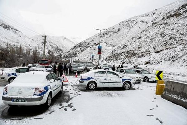 بارش برف در ۵ استان کشور/ بارش باران در ۱۳ استان/ ترافیک در چالوس و فیروزکوه
