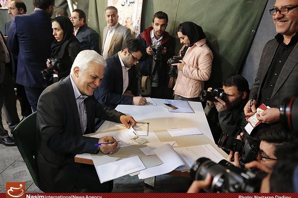 ثبت‌نام ۱۸۱۸ داوطلب در انتخابات شورای شهر تهران تا ساعت ۱۸/ ثبت‌نام ۳۱۲ زن و ۱۵۰۲ مرد