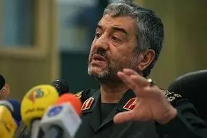 شلمچه میدان عملیات بزرگ و سرنوشت‌ساز عملیات کربلای ۵ بود/ جوانان زمینه پیشرفت‌ نظام را فراهم ‌کنند