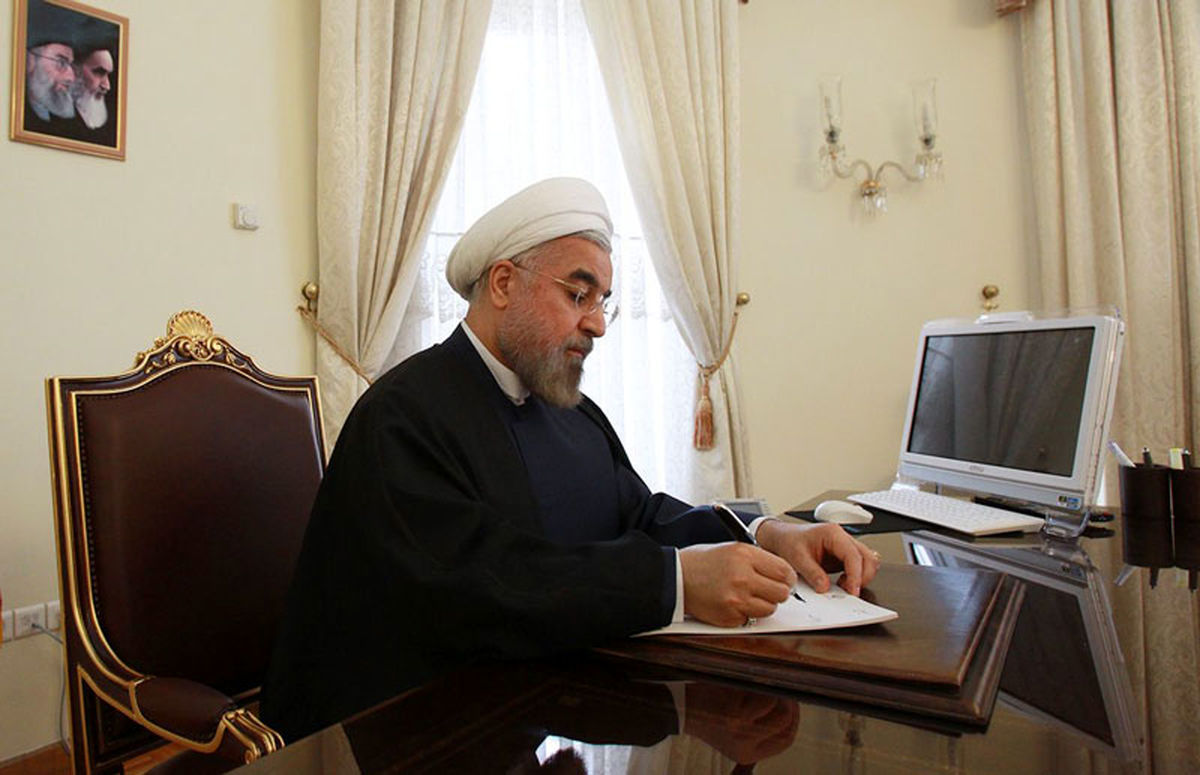 روحانی در پیامی درگذشت پدر شهیدان علیرضا و عباس عاصمی را تسلیت گفت