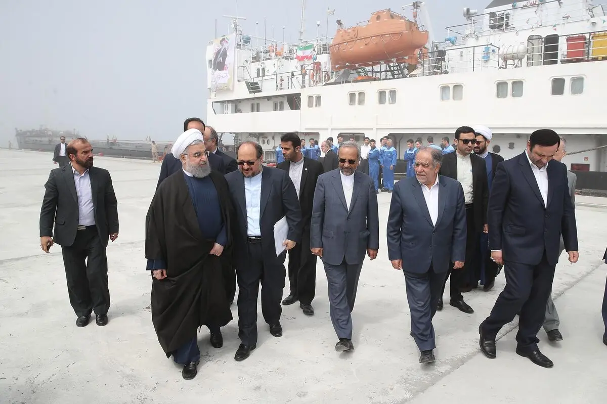 فعال شدن ناگهانی روحانی در نوروز ۹۶ انتخاباتی است؟