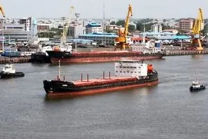 صادرات محصولات غیر نفتی ایران  ۳،۵ برابر رشد کرد!