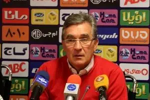 برانکو: ملی‌پوشان پرسپولیس از لحاظ ذهنی و بدنی تخلیه شد‌ه‌اند/ برای قهرمانی ۷ امتیاز از ۵ بازی آینده می‌خواهیم