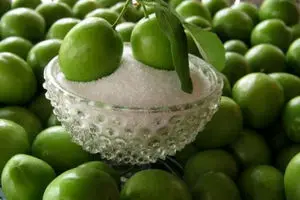 گوجه سبز کیلویی ۱۰۰ هزار تومان!