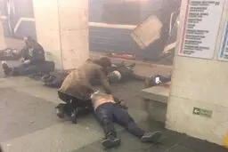 شناسایی عامل انتحاری سن‌پترزبورگ/ اعلام سه روز عزای عمومی/ ۱۴ کشته و بیش از ۵۰ زخمی،‌ آخرین آمار تلفات + عکس و فیلم