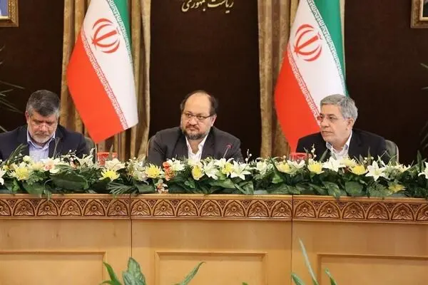 گلایه شدید مردم از بی‌تدبیری دولت در تنظیم بازار شب عید!