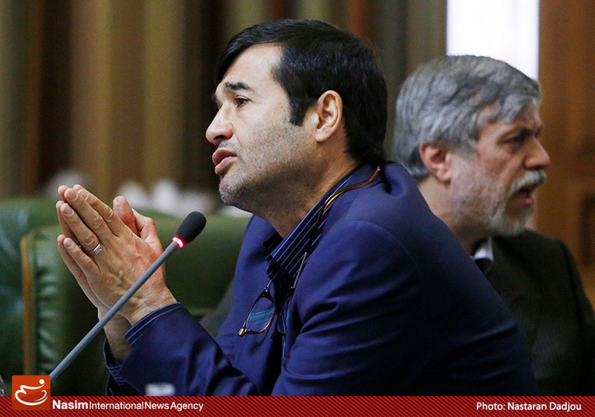 شهردار تهران گزارشی را در خصوص اجرای اقتصاد مقاومتی ارائه کند