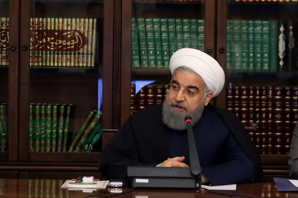 جهت‌گیری دولت در اقتصاد مقاومتی با قدرت بیشتری ادامه می‌یابد/ برای تحقق سریعتر "تولید اشتغالزا" همه به میدان بیایند