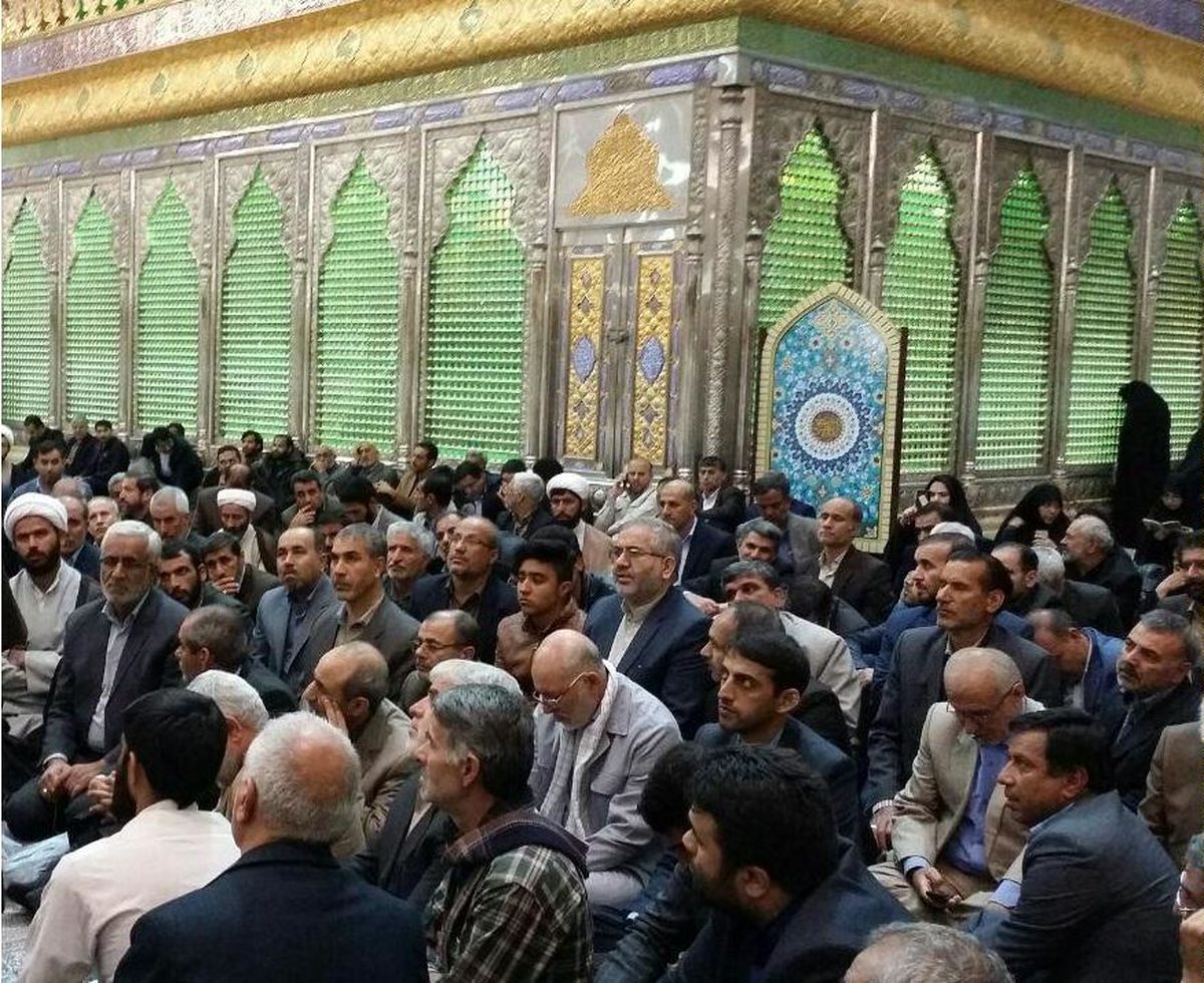 اعضای شورای مرکزی جبهه مردمی با آرمان‌های امام خمینی(ره) تجدید بیعت کردند