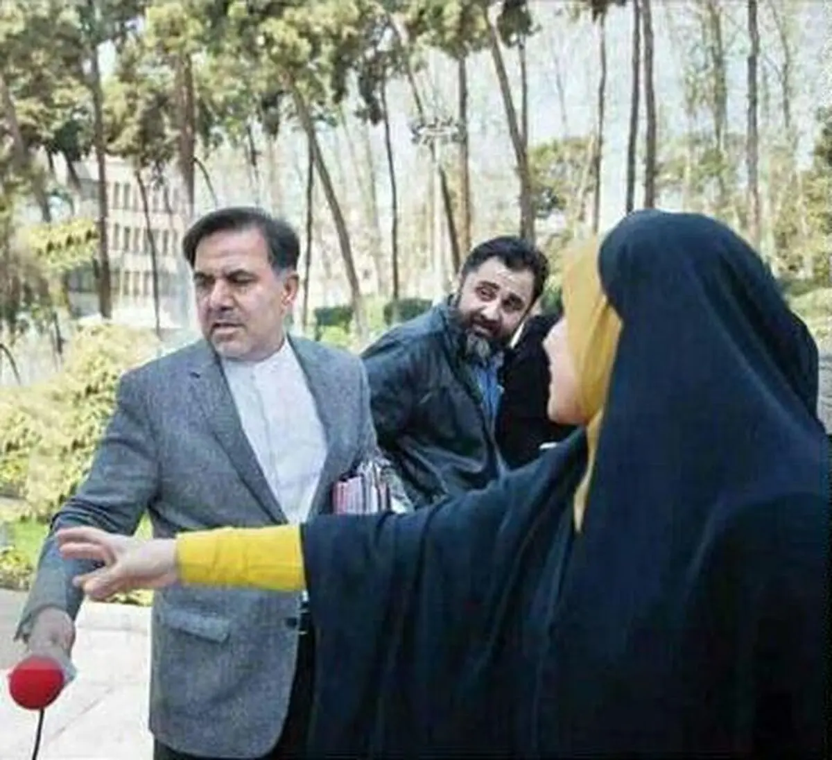 ورژن آمریکایی آخوندی