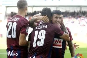 ایبار در خانه پیروز شد