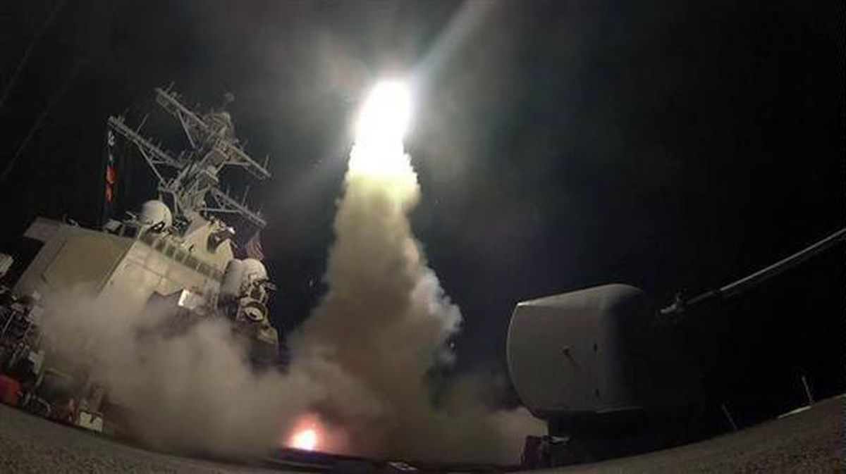 تصاویر اولیه از حمله موشکی آمریکا به سوریه