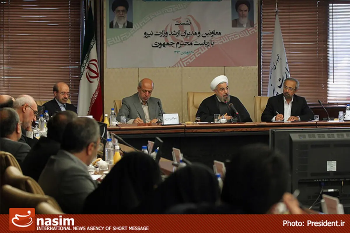 نامه ۴۵۰ نفر از دانشجویان به روحانی/ وزارت نیرو درقراردادهای ضد تولید ملی با شرکت‌های خارجی تجدید نظر کند