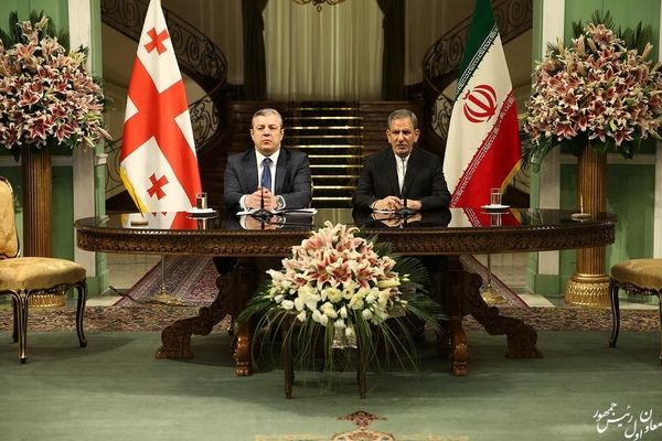 امضای پنج سند همکاری و بیانیه مشترک میان ایران و گرجستان