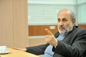 علینقی خاموشی: تورم تک رقمی دستکاری آماری است/ وزرا می‌گویند رئیس جمهور اجازه نمی‌دهد در مورد مشکلات اقتصادی صحبت کنیم!