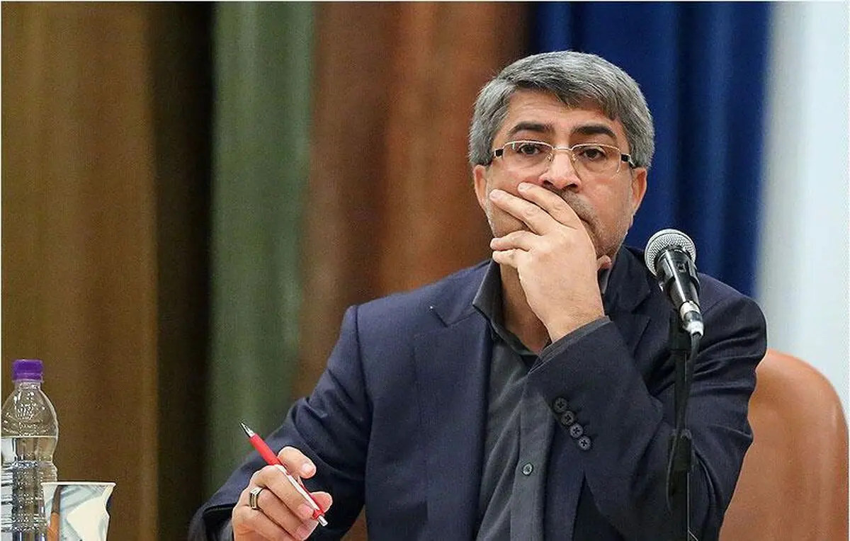 هیچ توجیهی برای پخش غیرزنده مناظره‌ها وجود نداشت