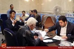 ۸۶۳ نفر تا ساعت ۱۴ برای انتخابات ریاست جمهوری دوازدهم نام‌نویسی کردند