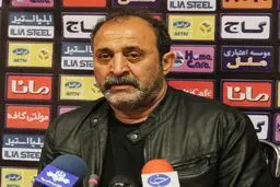 میثاقیان: زمانی که به سیاه‌جامگان آمدم شانس ما برای بقا در لیگ یک درصد بود؛ الان ۹۰ درصد
