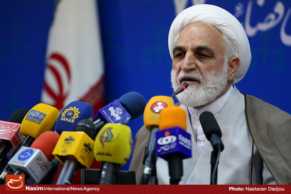 بی‌گناهی بقایی هنوز ثابت نشده/ پرونده بقایی‌واحمدی‌نژاد مفتوح است/آقای‌ روحانی! مچ برخی را باید گرفت و حتی قطع کرد