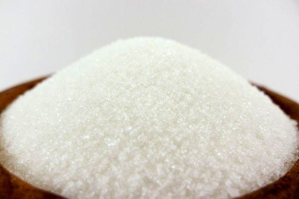 مجوز واردات ۵۵۰۰۰ تن شکر تا یک ماه آینده صادر شد