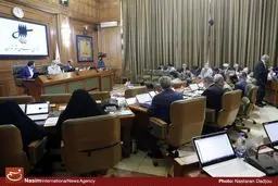 کوچ کارخانه روغن نباتی قو از منطقه ۱۶/ بیداد اعتیاد در باغ آذری