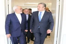 تاکید ظریف بر رعایت احترام و حفظ شأن و منزلت گردشگران ایرانی و بانوان مسلمان و ایرانی