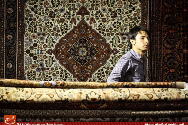 آمریکا فرش‌های صادرکنندگان ایرانی را بلوکه کرد!/ بازگشت فرش‌های ایرانی از آمریکا منوط به مجور 