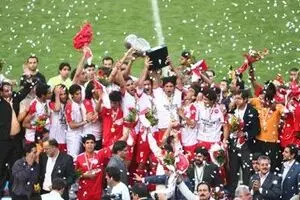 جشن قهرمانی پرسپولیس بر سر مزار نوروزی برگزار می‌شود/ تقدیر از حضور گسترده هواداران
