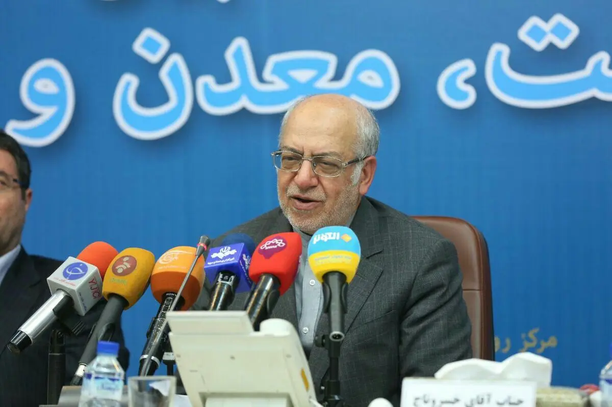 نعمت‌زاده: تعطیلی کارخانه‌هایی مثل "ارج" و "قند دزفول" و روغن نباتی ربطی به دولت ما ندارد/ تعطیلی ۱۰۰ هزار واحد کهنه و قدیمی طبیعی است!