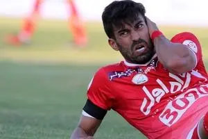 واکنش باشگاه استقلال به آبی‌پوش شدن رضاییان