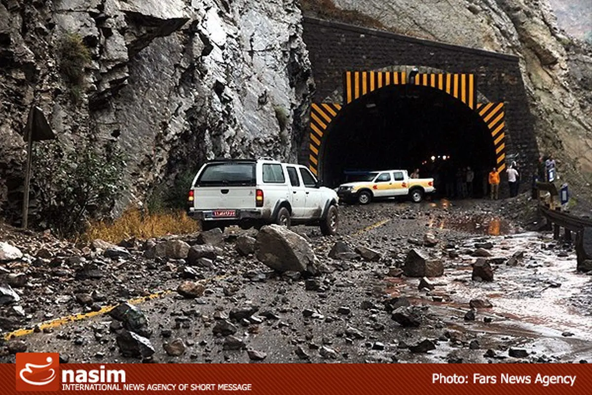 جاده هراز مسدود شد