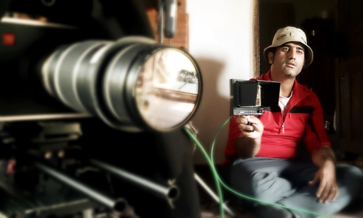 سازنده A۱۵۷  مستند جدیدش را مقابل دوربین می‌برد/ "خشونت و افراطی‌گری در منطقه" موضوع جدید مستند نورانی‌پور