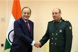وزرای دفاع ایران و هند بر مبارزه با تروریسم و قاچاق تاکید کردند
