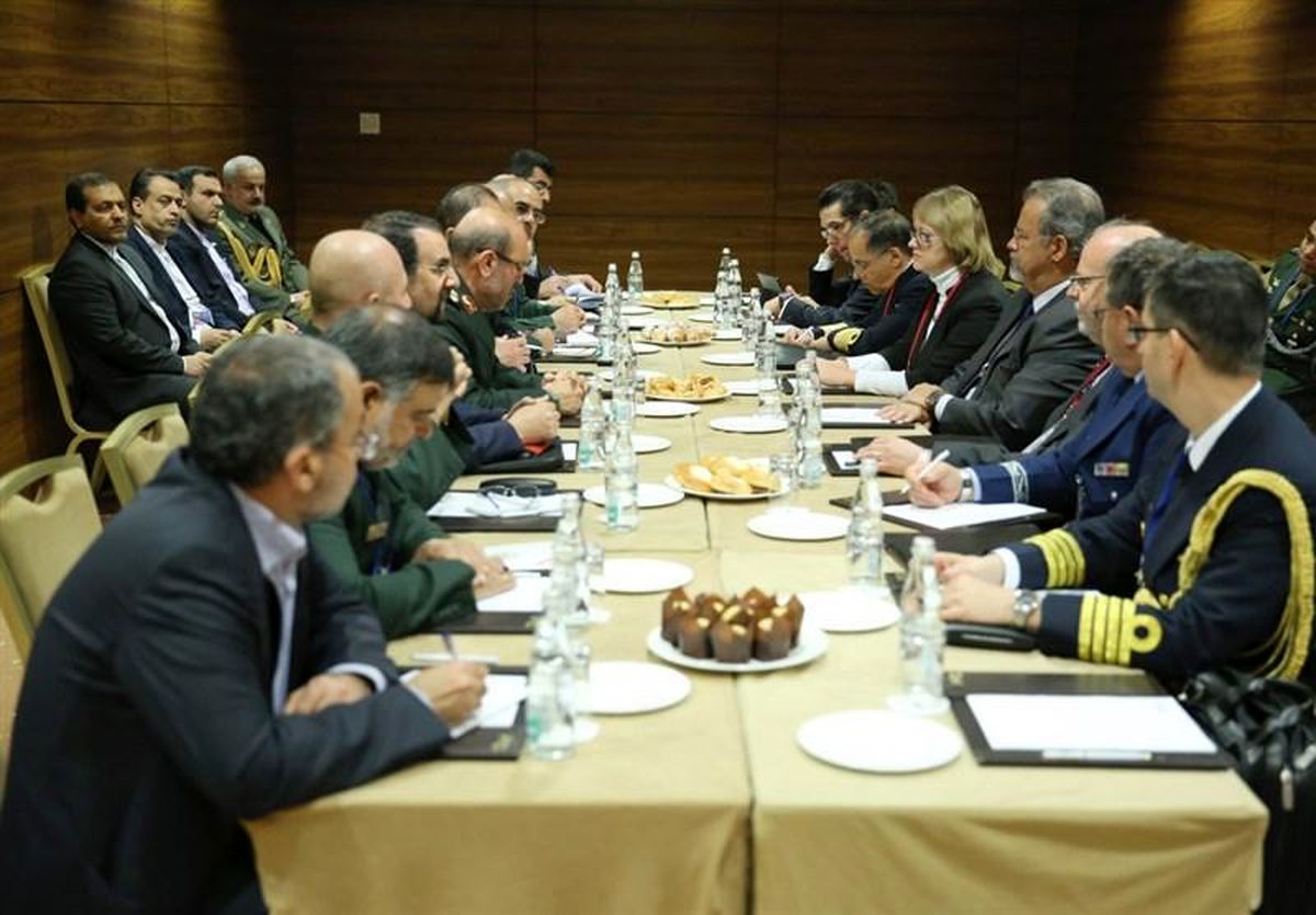 وزرای دفاع ایران و برزیل پس از ۴۰ سال دیدار و گفتگو کردند