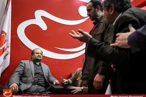 فورا با فردی که نامه توهین‌آمیز علیه امام رضا(ع) خواند برخورد کنید