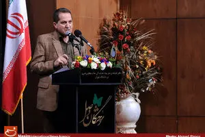 امینی:ارزش آثار عزیزی و سبزواری ورود به عرصه‌های مهجور ادبیات است/ محدثی: احمد عزیزی، شاعر برآمده از انقلاب است