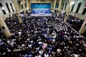 پخش مشروح دیدار جمعی از کارگران با مقام معظم رهبری امشب از شبکه یک