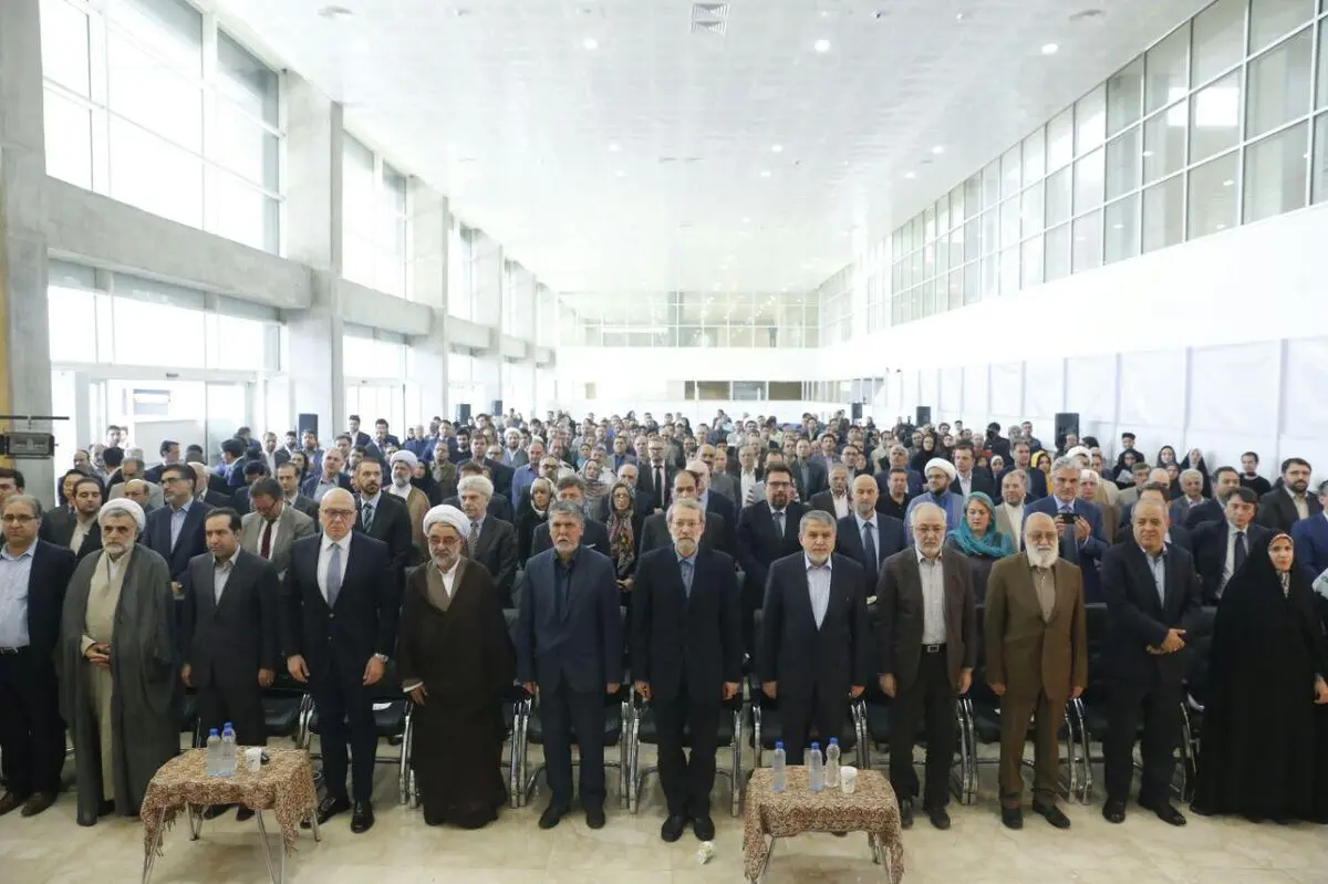 افتتاح آخرین نمایشگاه کتاب دولت یازدهم بدون حضور روحانی/ اعلام آمادگی وزیر ارشاد برای واگذاری کامل نمایشگاه سال آینده به صنوف