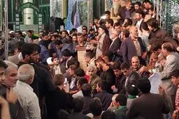 وضعیت معیشتی مردم انسان را غصه‌دار می‌کند/ دولتی نباید سرکار باشد که وزرایش تاجر و کاسب باشند