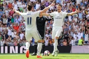 رئال مادرید با هت‌تریک رونالدو به یک قدمی فینال رسید