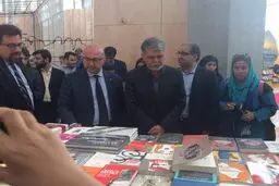 شگفت‌زدگی معاون فرهنگ ایتالیا از استقبال مردم ایران در نمایشگاه کتاب/ صالحی: ایران و ایتالیا علاوه بر رنگ پرچم، فرهنگ مشابه هم دارند