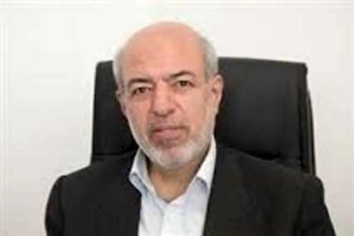 وزیر نیرو از نمایشگاه کتاب بازدید کرد