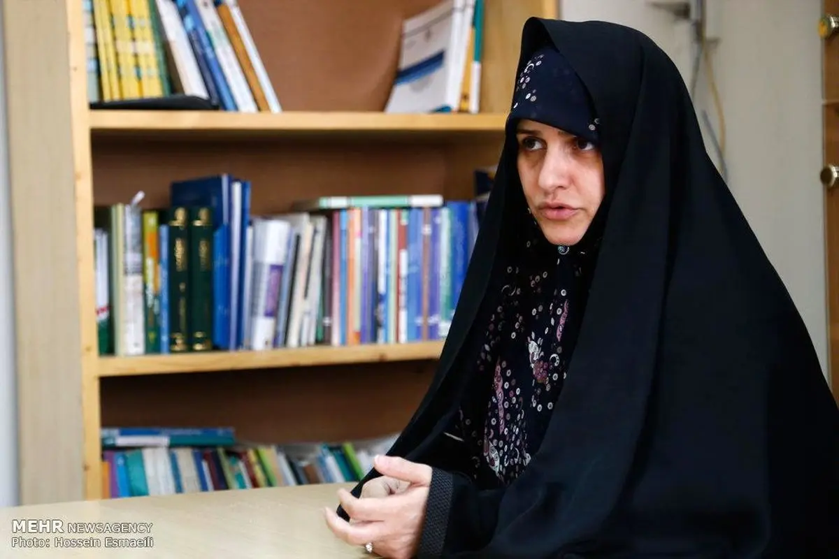 جریان غربی تحمل شعارهای جریان انقلابی را ندارد/ زنان ایرانی سر قدرت با کسی جنگ ندارند