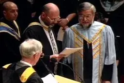 شبهات مدرک تحصیلی رئیس‌جمهور/ روحانی چگونه با ۵ سال تحصیل در انگلیس کمترین تسلطی بر زبان انگلیسی ندارد؟