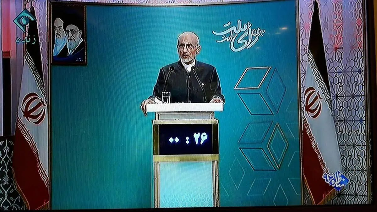 آقای روحانی! چرا اجازه می‌دهید که وزرای شما کاسب باشند؟/ رئیس‌جمهور صادق باشد و بگوید ۶ درصد از رشد ۸ درصدی ناشی از فروش نفت بوده