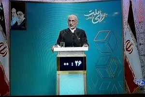 آقای روحانی! چرا اجازه می‌دهید که وزرای شما کاسب باشند؟/ رئیس‌جمهور صادق باشد و بگوید ۶ درصد از رشد ۸ درصدی ناشی از فروش نفت بوده